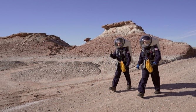 nick and bill hike mars desert research station